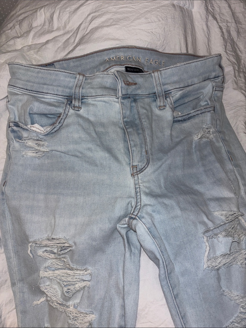 American Eagle Outfitters Light Blue Distressed Skinny Jeans